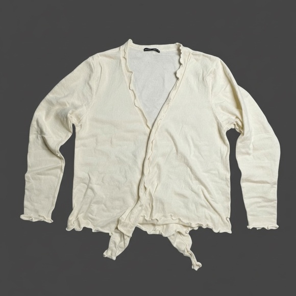 WoolOvers Optic White Wrap Cardigan Sweater Made from a Cotton/Silk Blend - Picture 5 of 16